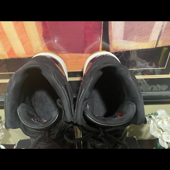 Jordan 11 Retro 72-10 (2015) Size 12 - Picture 8 of 10
